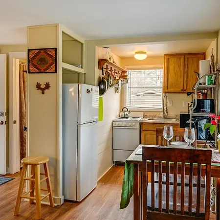 Pet-Friendly Vacation Rental Cabin In Whittier Exterior foto