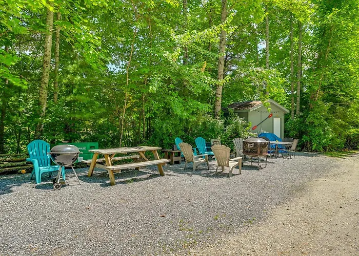 Pet-Friendly Vacation Rental Cabin In Whittier